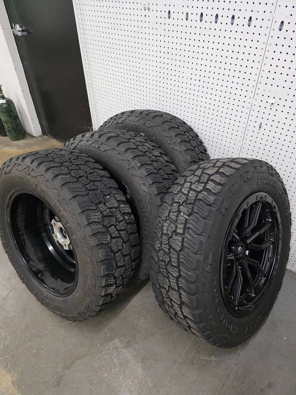 Jeep Gladiator Fuel Off-Road Rebel 5 D679 20x9 - Noblesville IN $1,400 20250310_102801