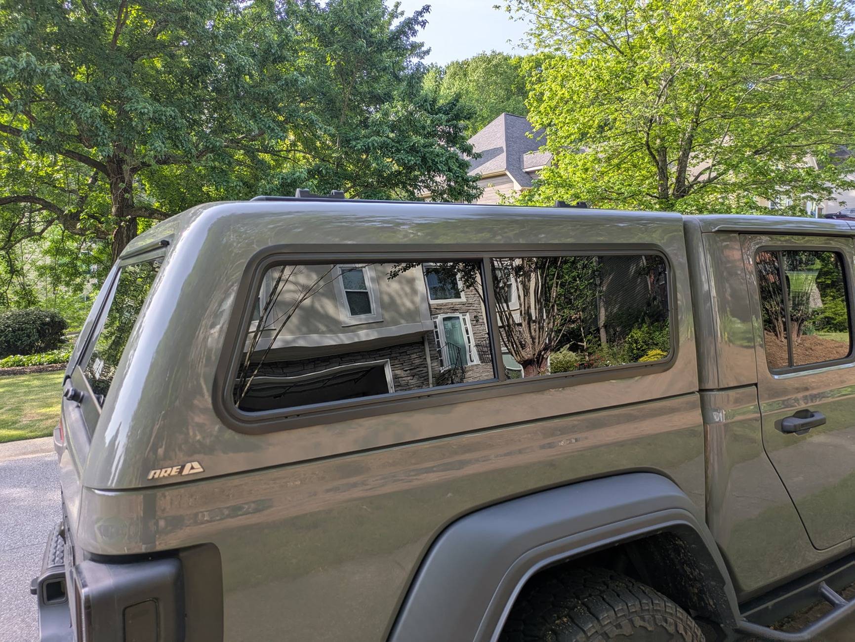 Jeep Gladiator ARE CX HD Bed Cap / Topper IMG_20250419_101355