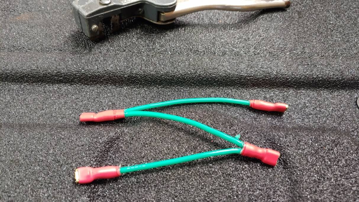 Jeep Gladiator Adding a 12v to the bed using Aux 15amp switch 20220820_142457