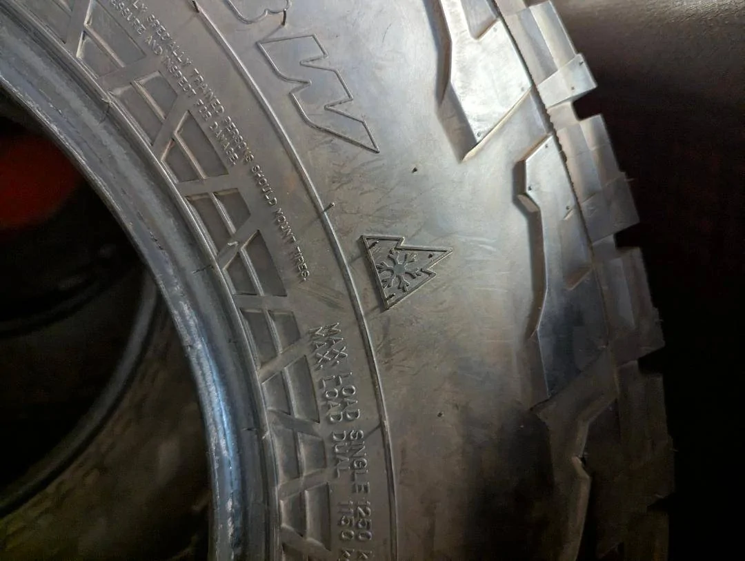 Jeep Gladiator Falken Wildpeak AT3W LT285/70R17 (Set of 4) 3 Peak Mtn Rated LIke New $500 3PeakMtnRating