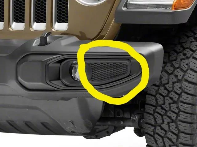 Jeep Gladiator Oem front plastic bumper additional lights? 1000003531