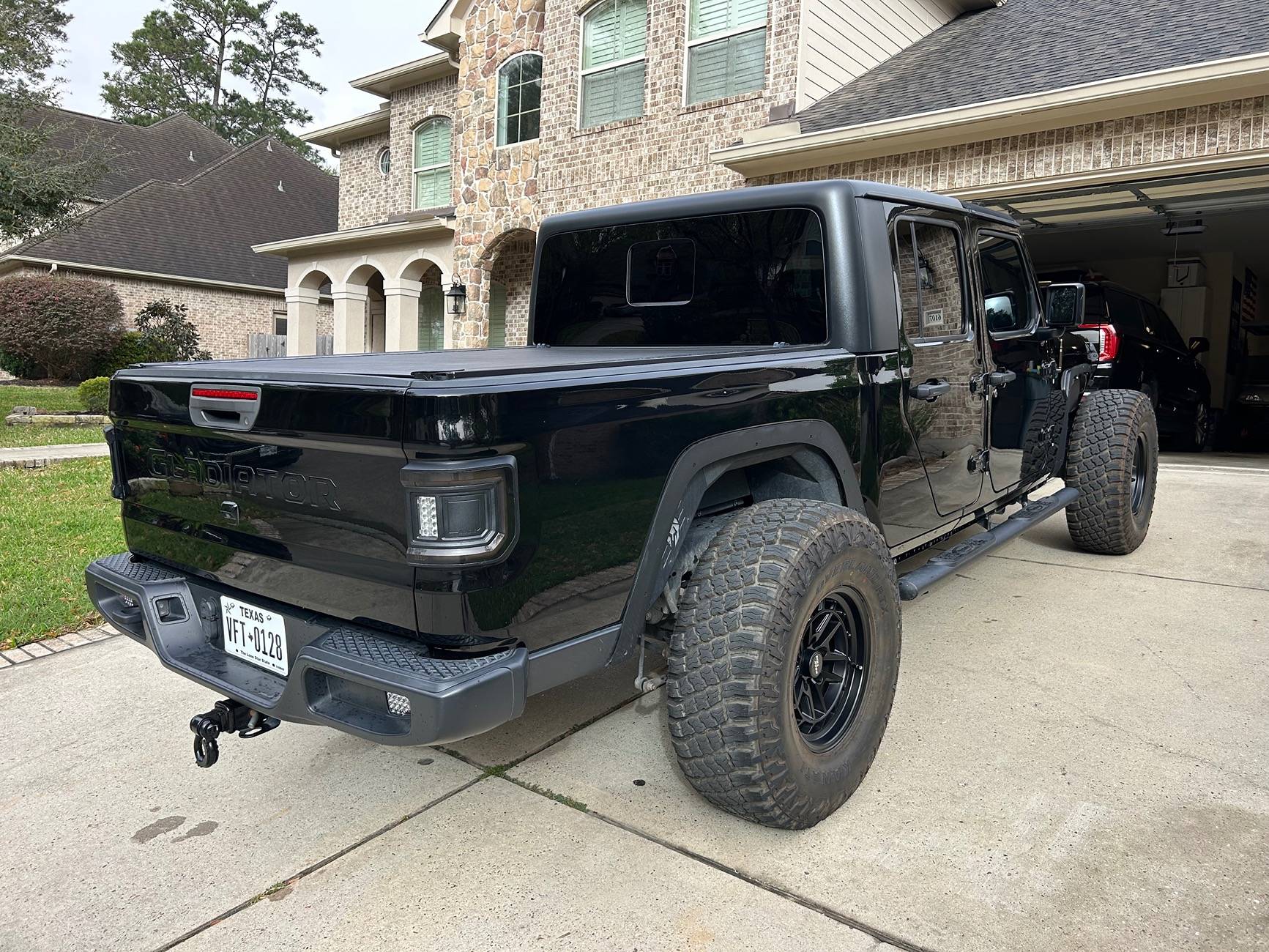 Jeep Gladiator 2021 sport max tow FS $30k IMG_8354