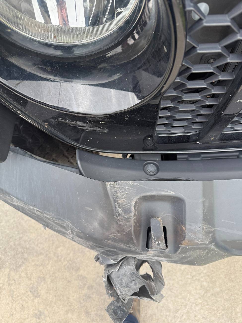 Jeep Gladiator Procrastination Pays Sometimes - Fender Bender IMG_8591.JPG