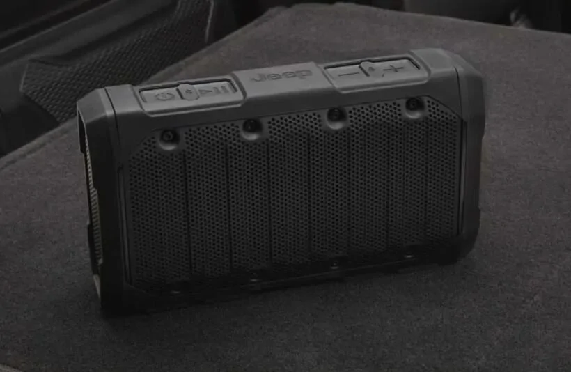 Jeep Gladiator Connecting 2 Jeep Bluetooth speakers (The portable ones) at the same time? Captura de pantalla 2025-04-21 a la(s) 11.41.26 a.m