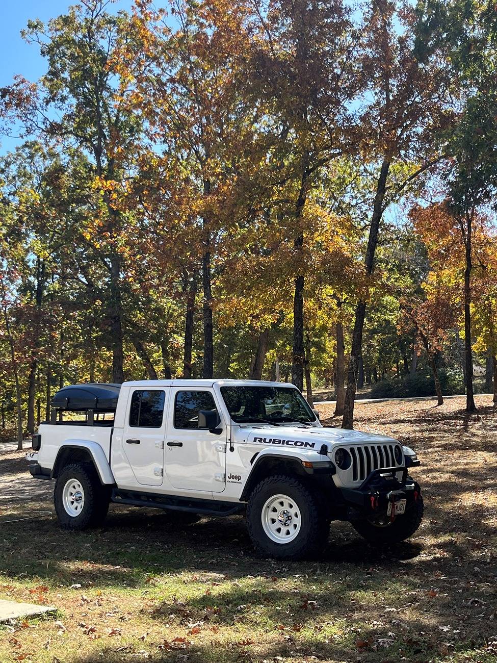 Jeep Gladiator The Jeep Hightop Honcho concept has me inspired: how well do white wheels keep? jeepfall1
