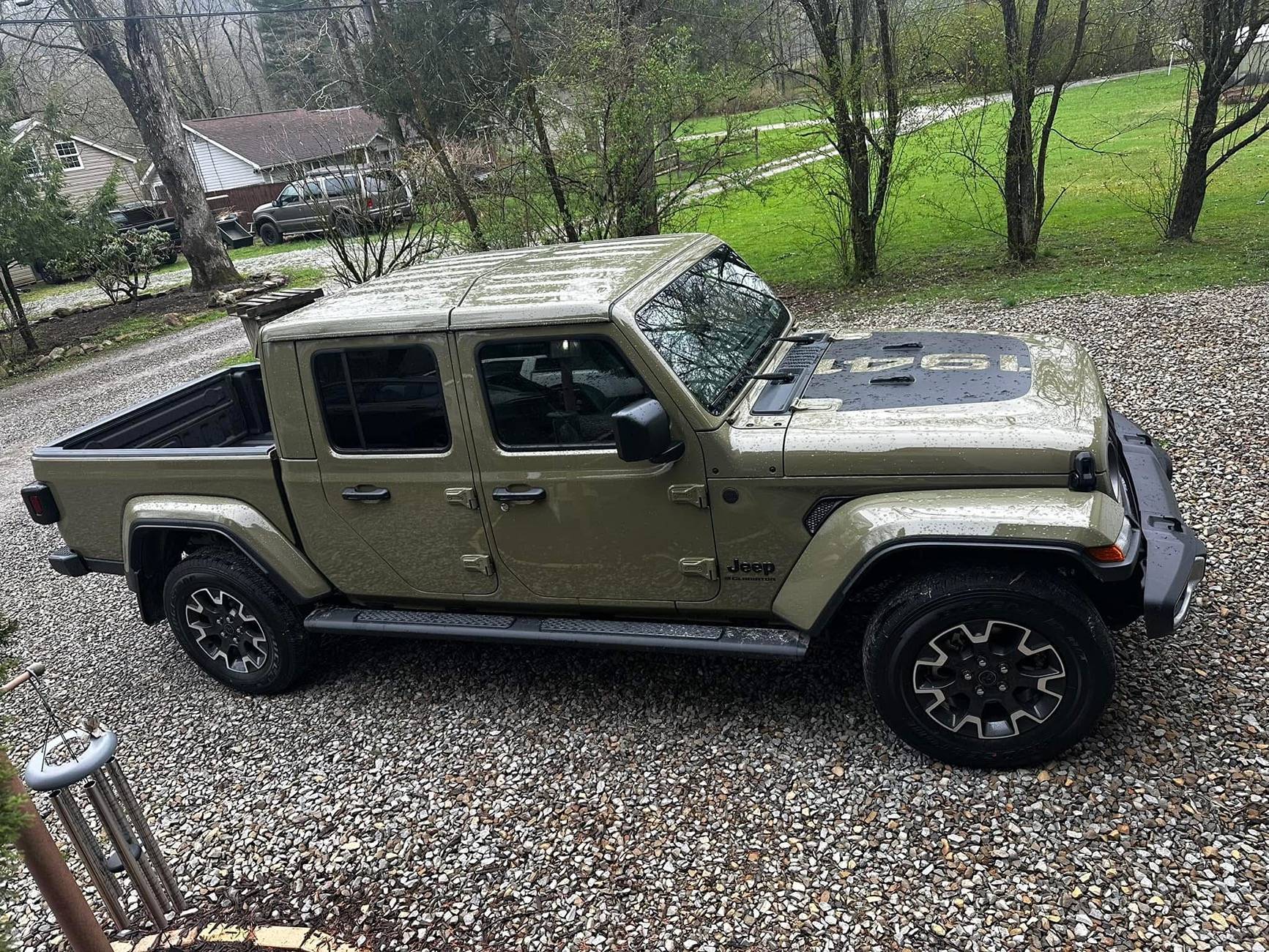 41 color Gladiators - what color aftermarket wheels? | Jeep Gladiator ...