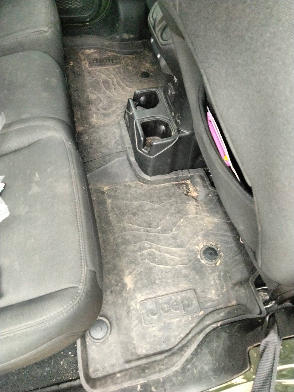 Jeep Gladiator 3W Auto-life Car Liners Review IMG20250419125937
