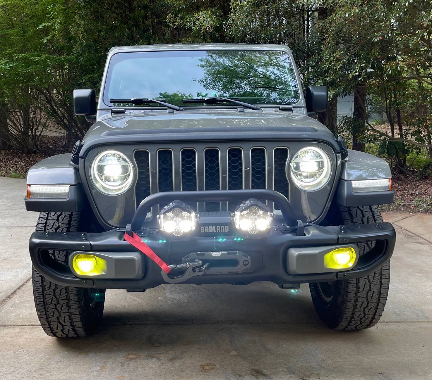 Jeep Gladiator 2025 Base Sport Anvil IMG_3922