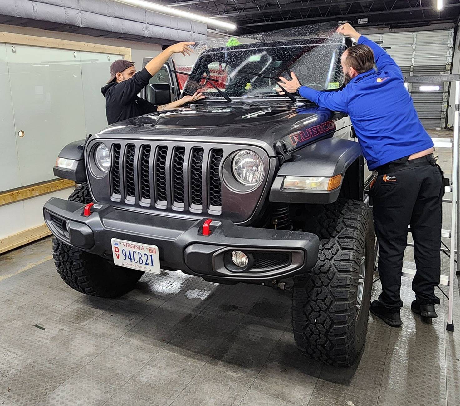 Jeep Gladiator Trying to replace my Gorilla Glass on my 20204 Gladiator using Safelite. They are saying it is on back order for 2 months now 20250213_155025