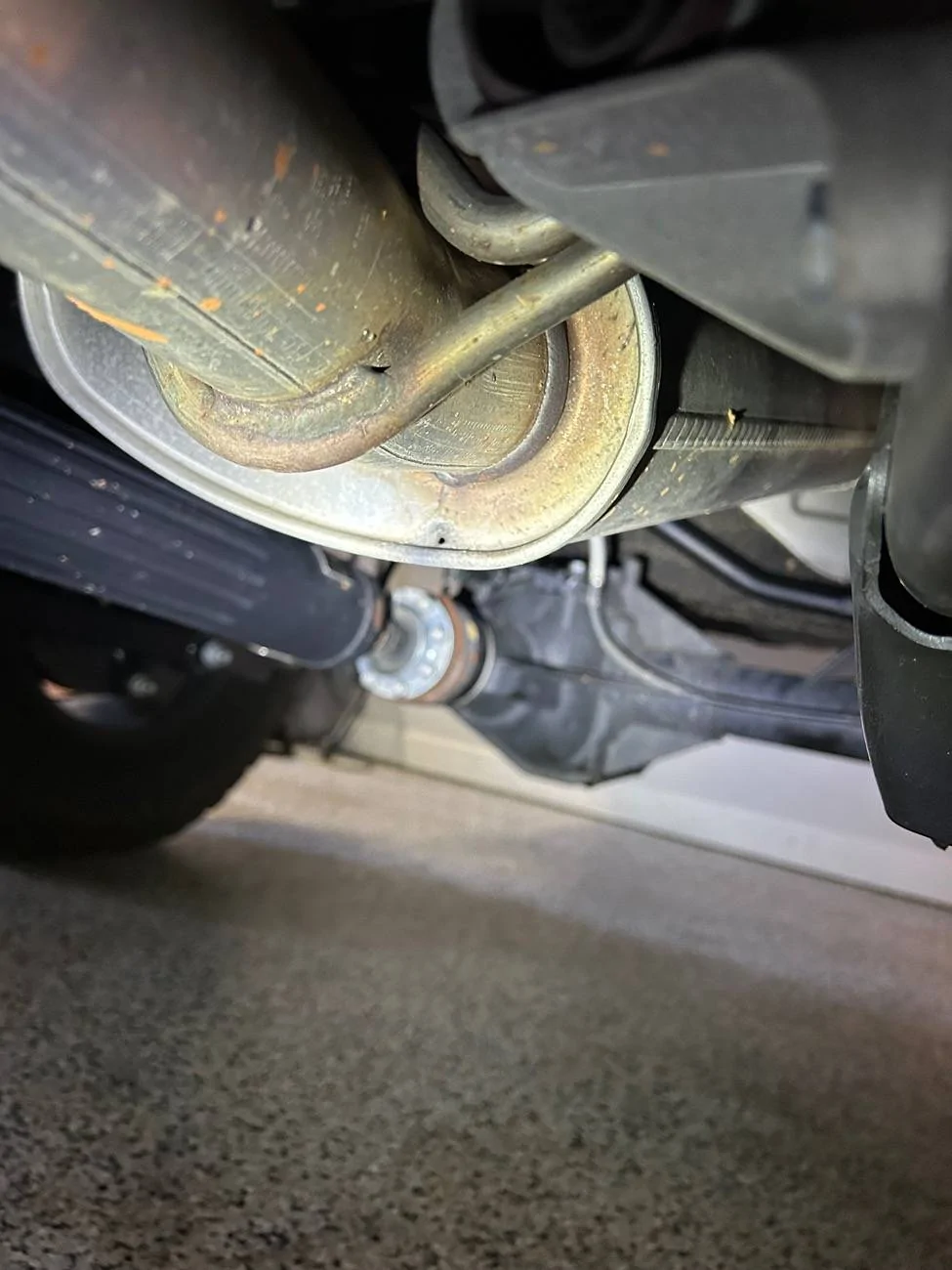 Jeep Gladiator Hole in suitcase muffler, what would you do? IMG_2188