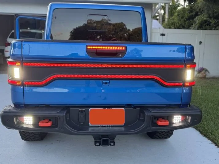 Jeep Gladiator Tailgate emblem delete ? Jeep Tail Lights