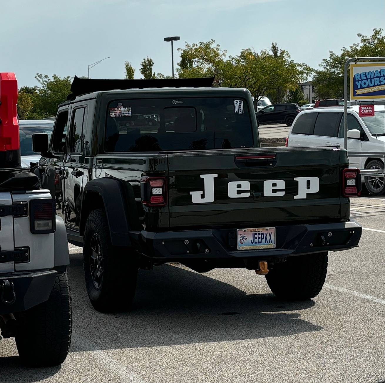 Jeep Gladiator Tailgate emblem delete ? Jeep Rear