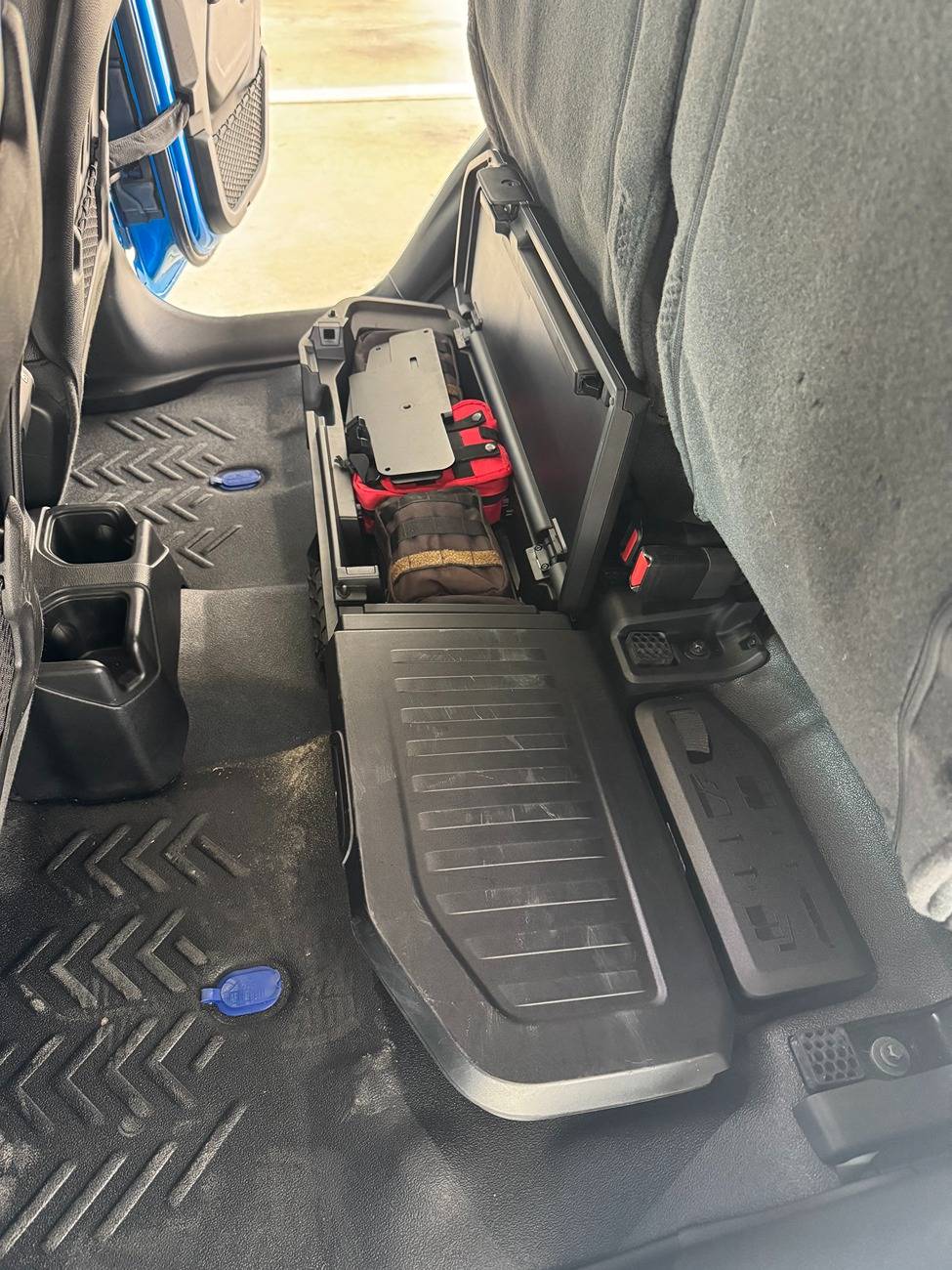Jeep Gladiator Mopar Under-seat Storage Bin for Gladiator IMG_6558