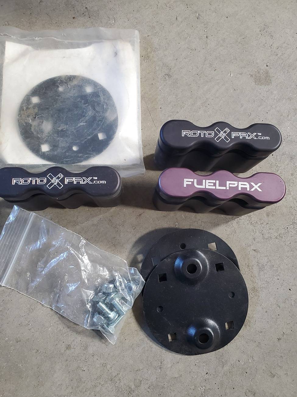 Jeep Gladiator FuelPax 4.5 gal with extras, also Propane SS mount by Power tank 20250429_130012