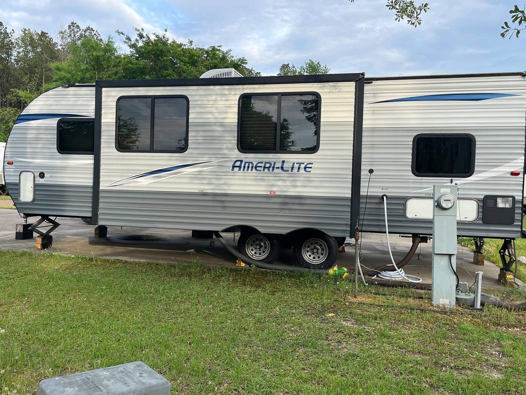 Jeep Gladiator 2018 Gulf Stream Ameri-Lite 268BH REDUCED AGAIN IMG_6079