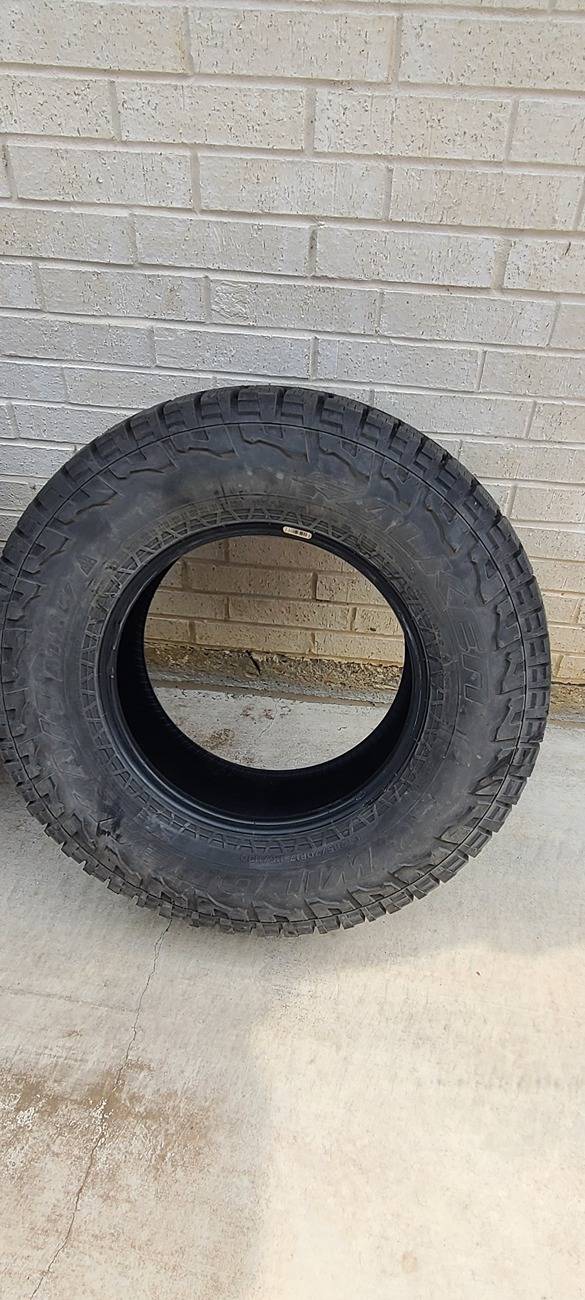 Jeep Gladiator Mojave Wheels and Tires 285/70/R17 20250429_155326