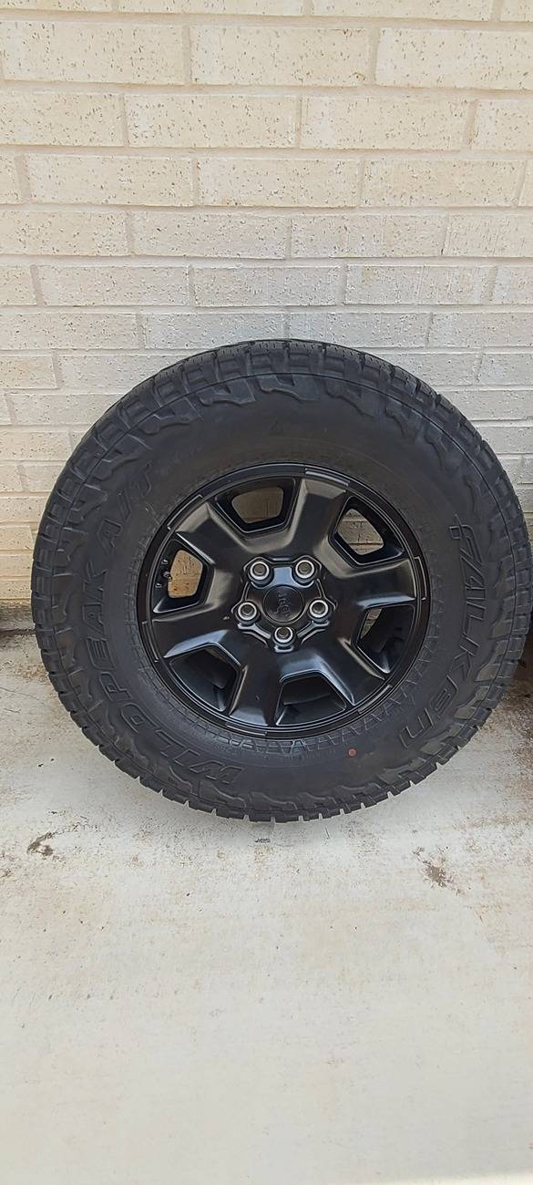 Jeep Gladiator Mojave Wheels and Tires 285/70/R17 20250429_155354