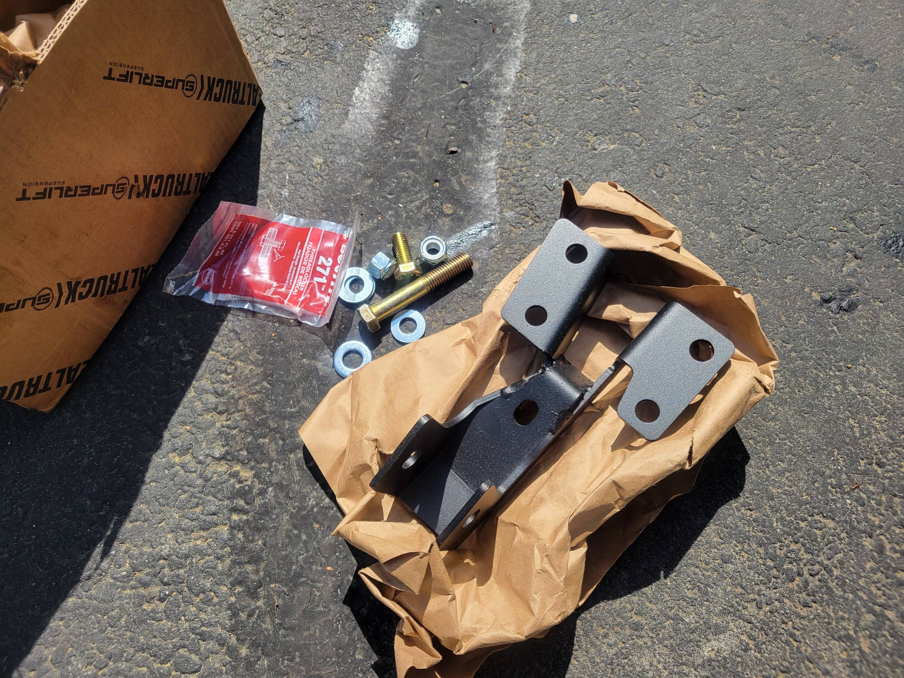 Jeep Gladiator SuperLift Track Bar Reinforcement Bracket 20250502_103301
