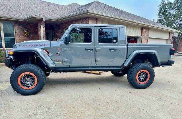 Jeep Gladiator Accuair is it worth the money Accuair Suspension_full height
