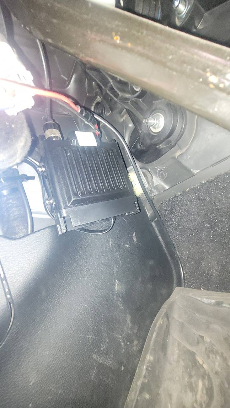 Jeep Gladiator GMRS OR VHF RADIO INSTALL ON GLADIATOR 20250503_163315