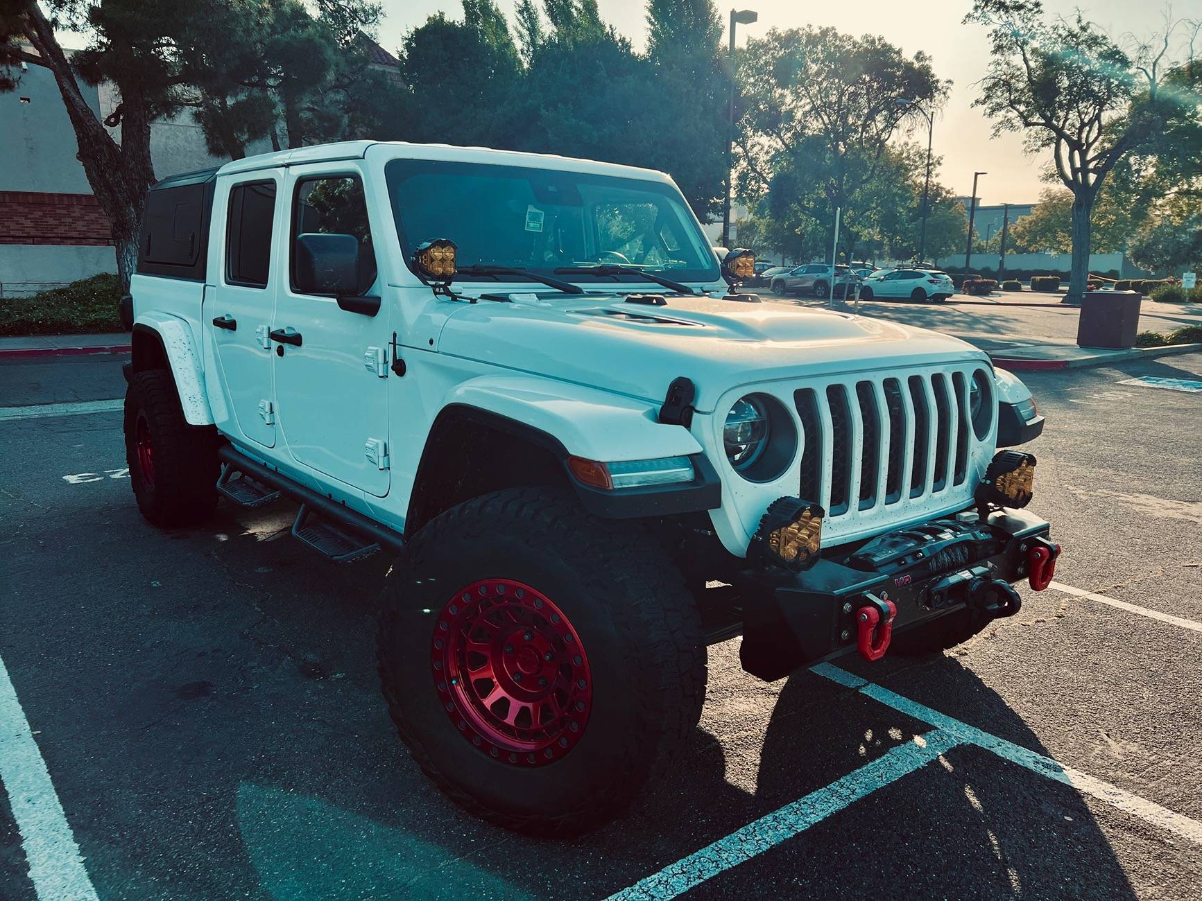 Jeep Gladiator BRIGHT WHITE Gladiator JT Club IMG_5303