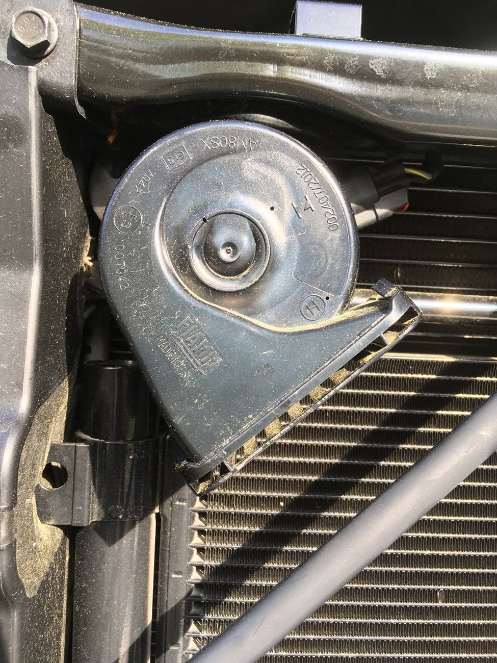Jeep Gladiator Relocating horns IMG_2507.JPG