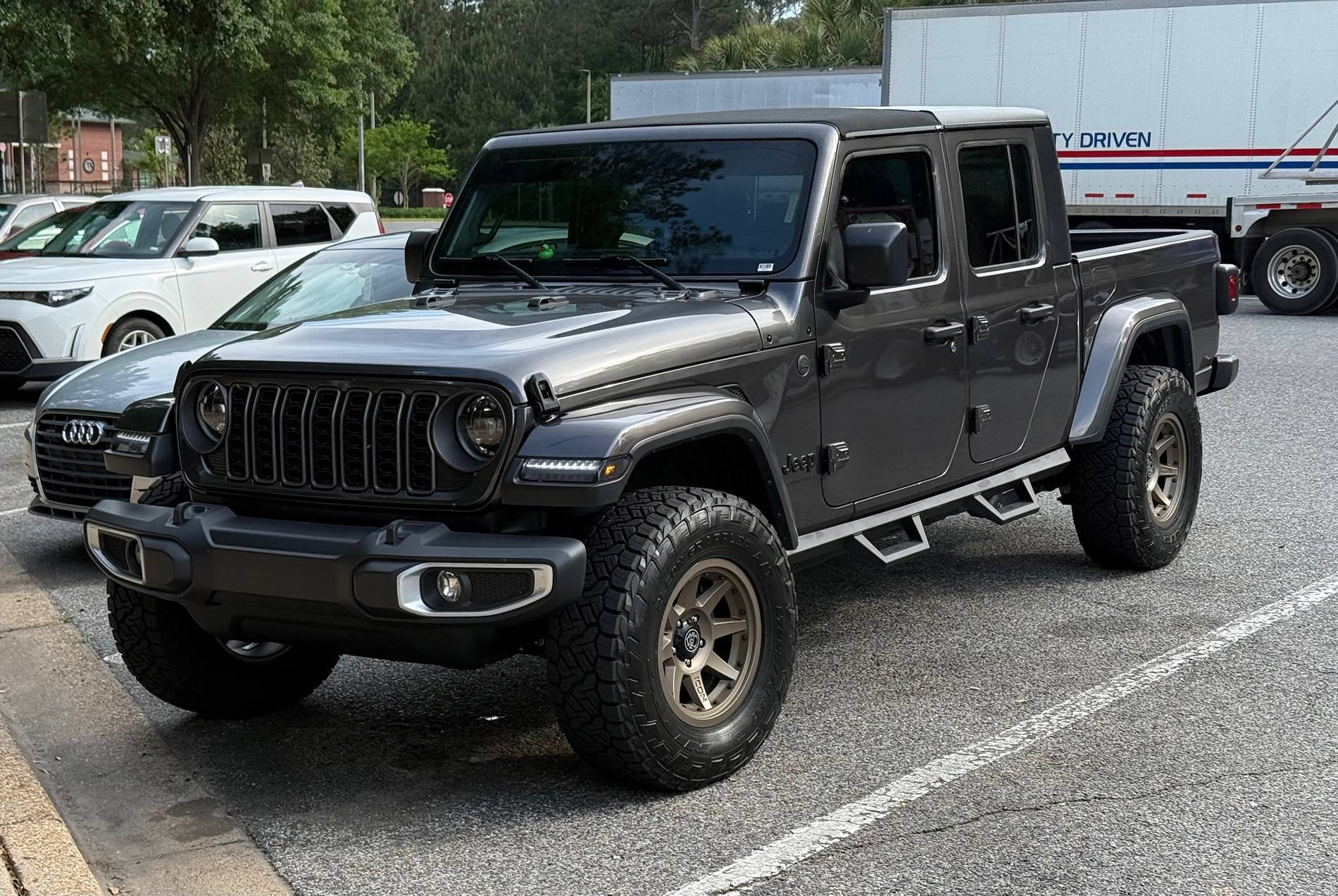 Jeep Gladiator Educate me on offset. IMG_0206