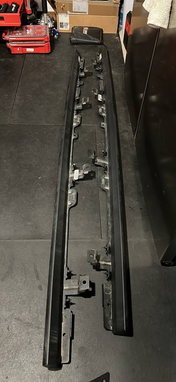 Jeep Gladiator SOLD: Stock Rubicon Sliders 5C600CAC-680B-4E45-9188-A94CFF333F46