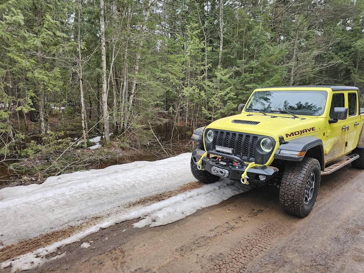 Jeep Gladiator Michigan Upper Penninsula 20250503_111820