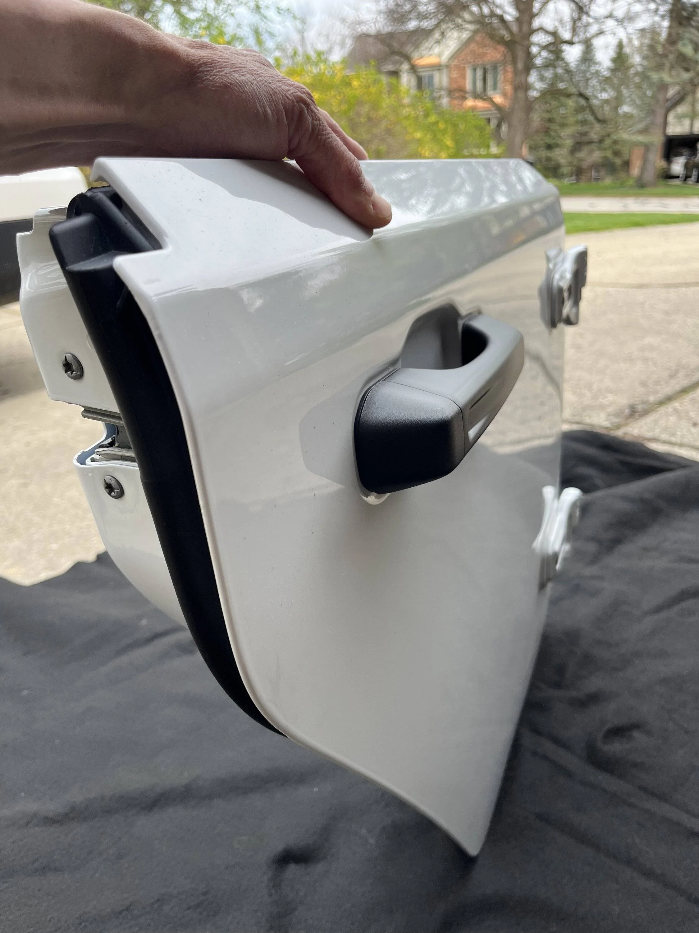 Jeep Gladiator ONE (Yes, ONE!) MOPAR OEM passenger side rear half door for sale $250 IMG_5114