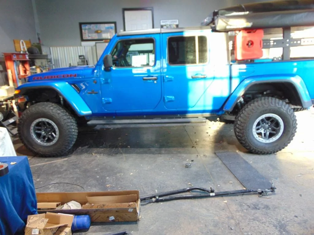 Jeep Gladiator AEV Borah wheels with 3.5” Clayton lift? DSC02892 (Medium)