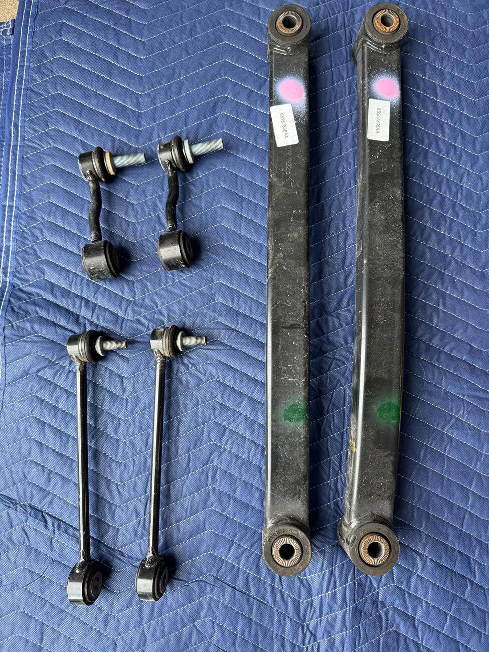 Jeep Gladiator Rubicon X OEM Suspension Takeoffs tempImagexm5QoF