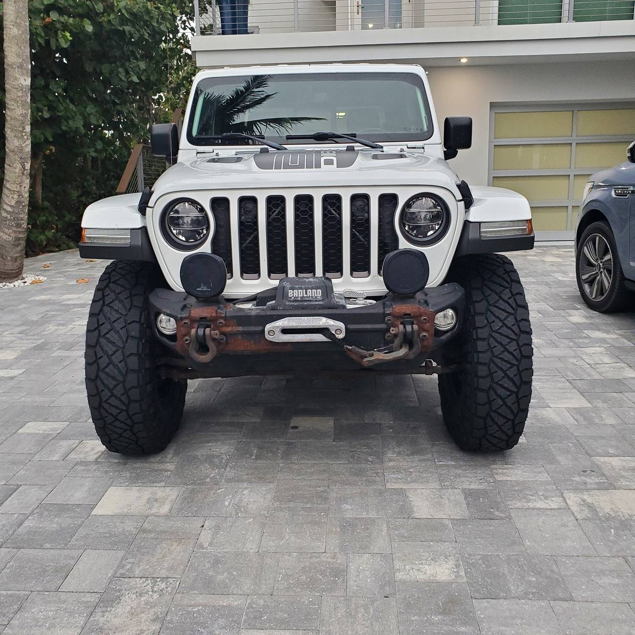 Jeep Gladiator Anyone have photos of Leveling kit on Rubicon 2” mopar? 20250510_192020