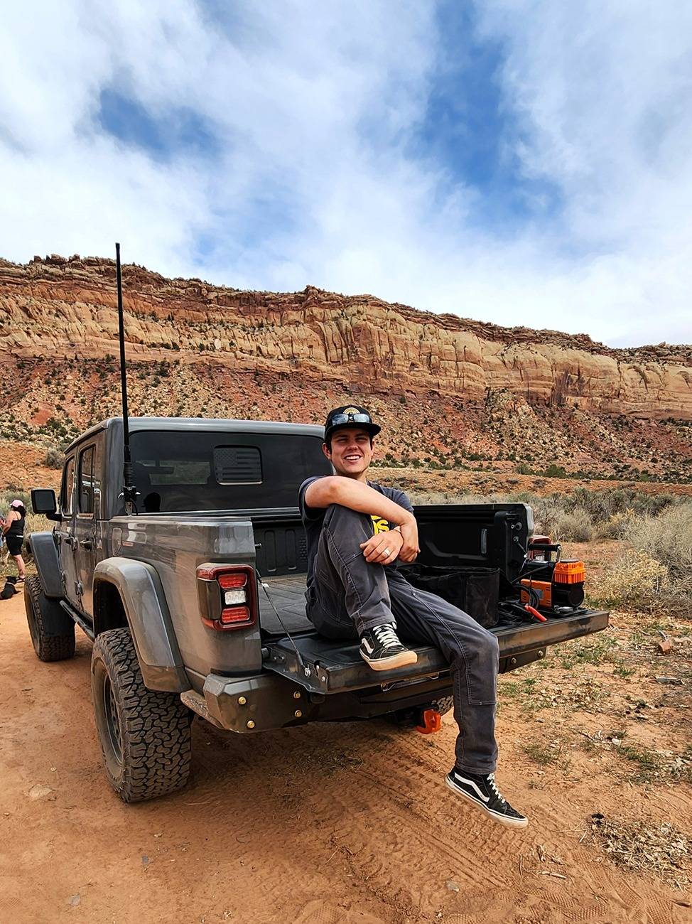 Jeep Gladiator Easter Jeep Safari 2025 Day #1 Hotel Rock 20250412_174441