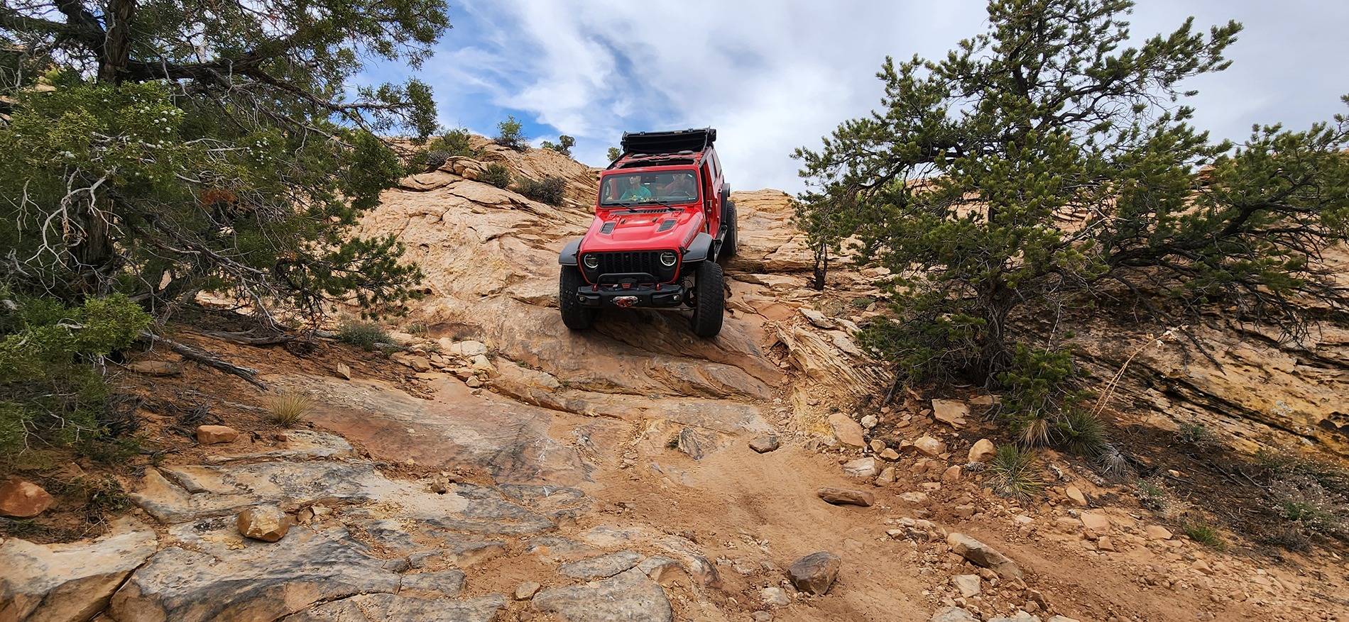 Jeep Gladiator Easter Jeep Safari 2025 Day #1 Hotel Rock 20250412_135638