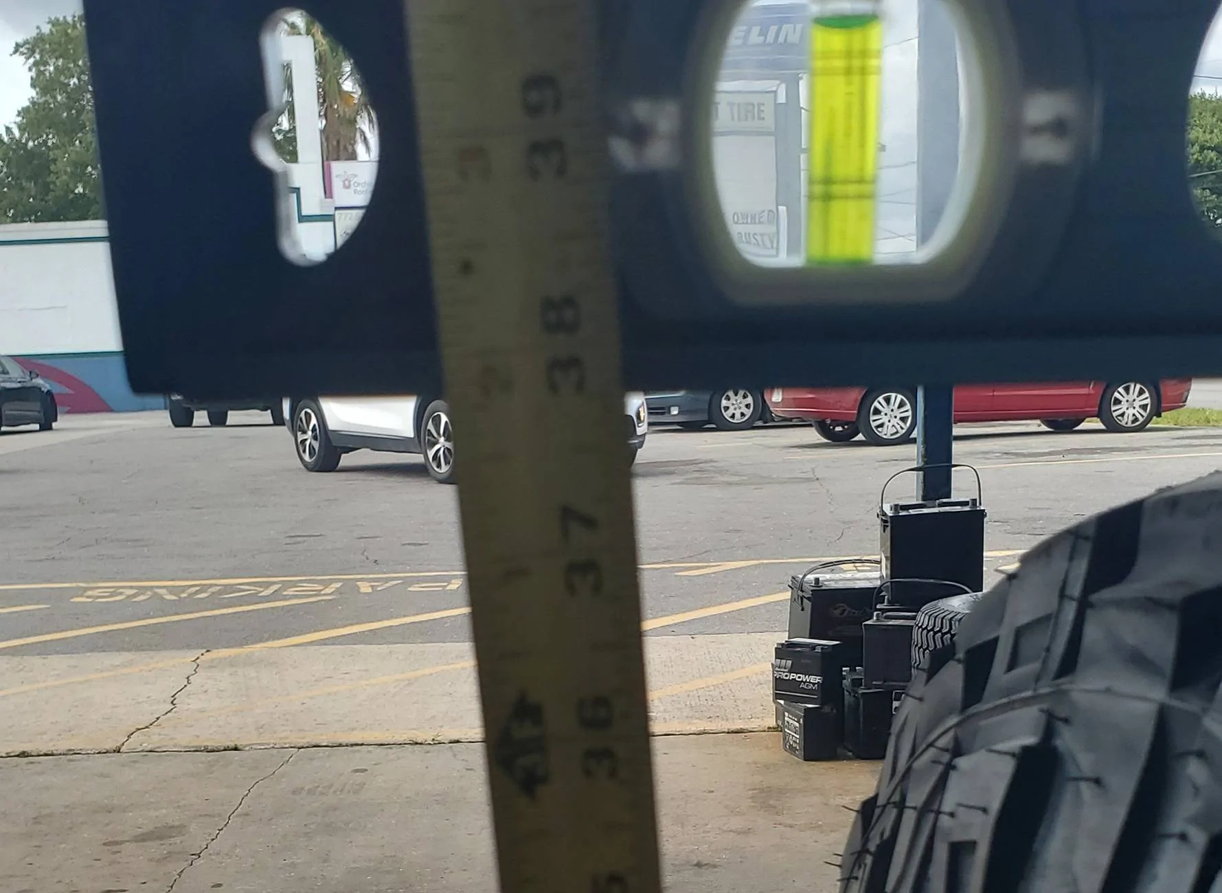 Jeep Gladiator 37” spare tire - list of tires that fit under the bed 20250510_110328