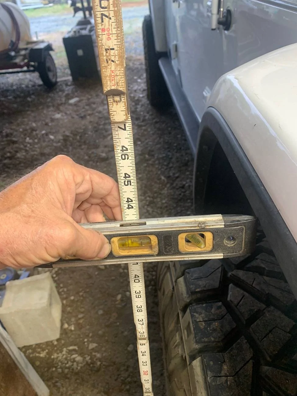Jeep Gladiator Mojave stock height measurements IMG_2024