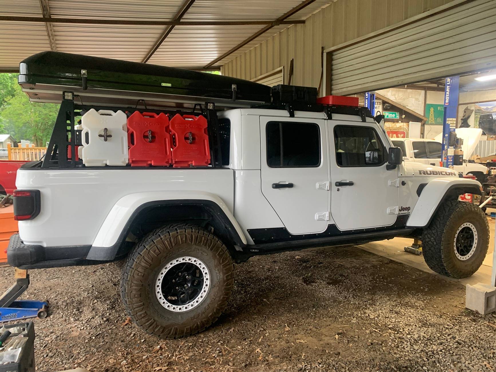 Jeep Gladiator Mojave stock height measurements IMG_2030