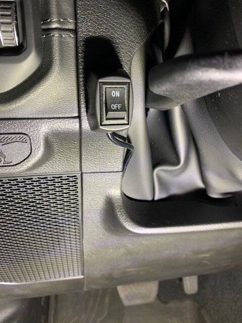 Jeep Gladiator On/off switch? IMG_1665
