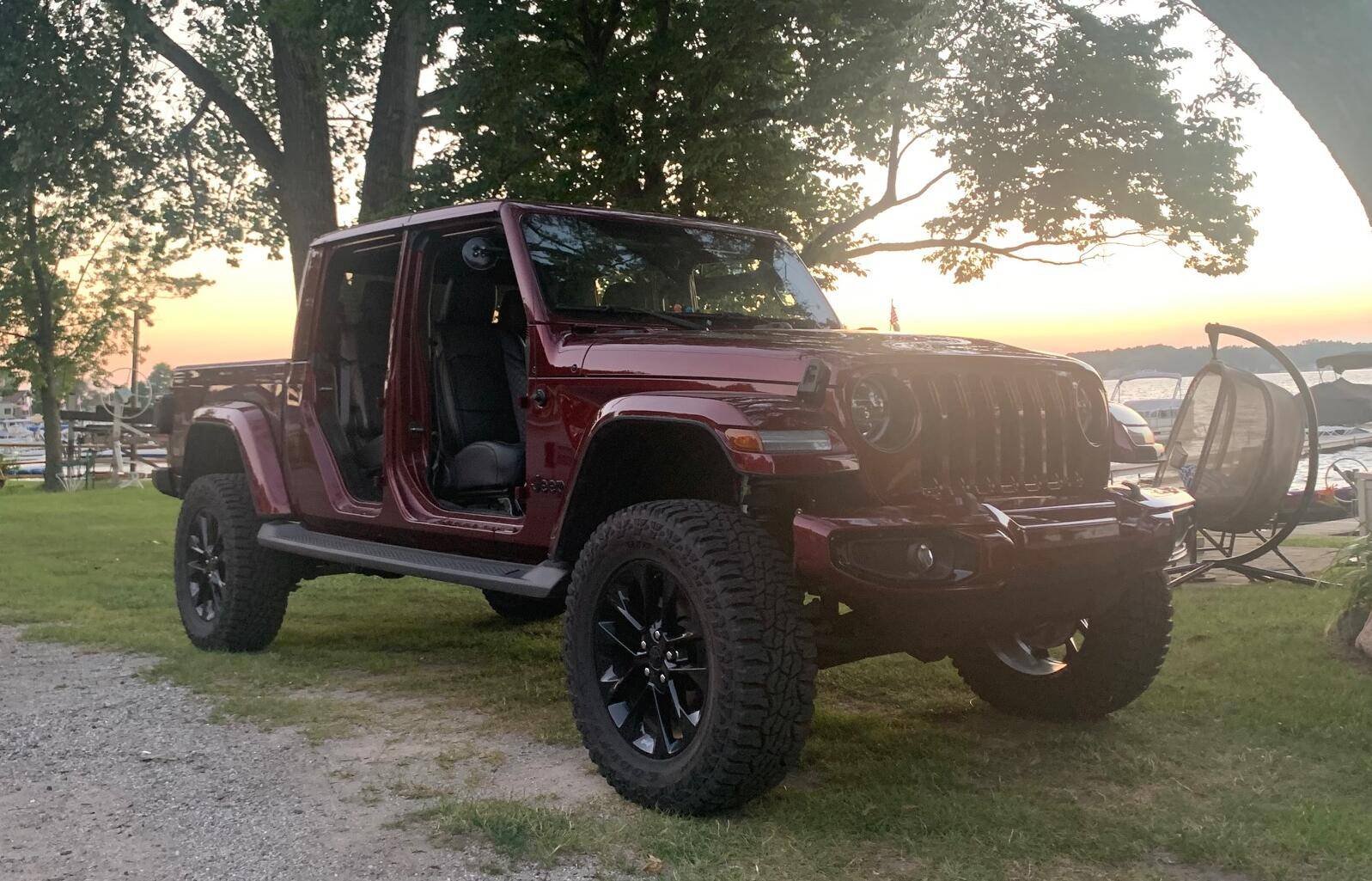 Jeep Gladiator 3.5” or 2.5” lift Gladiator Doors Off Top On cropped medium