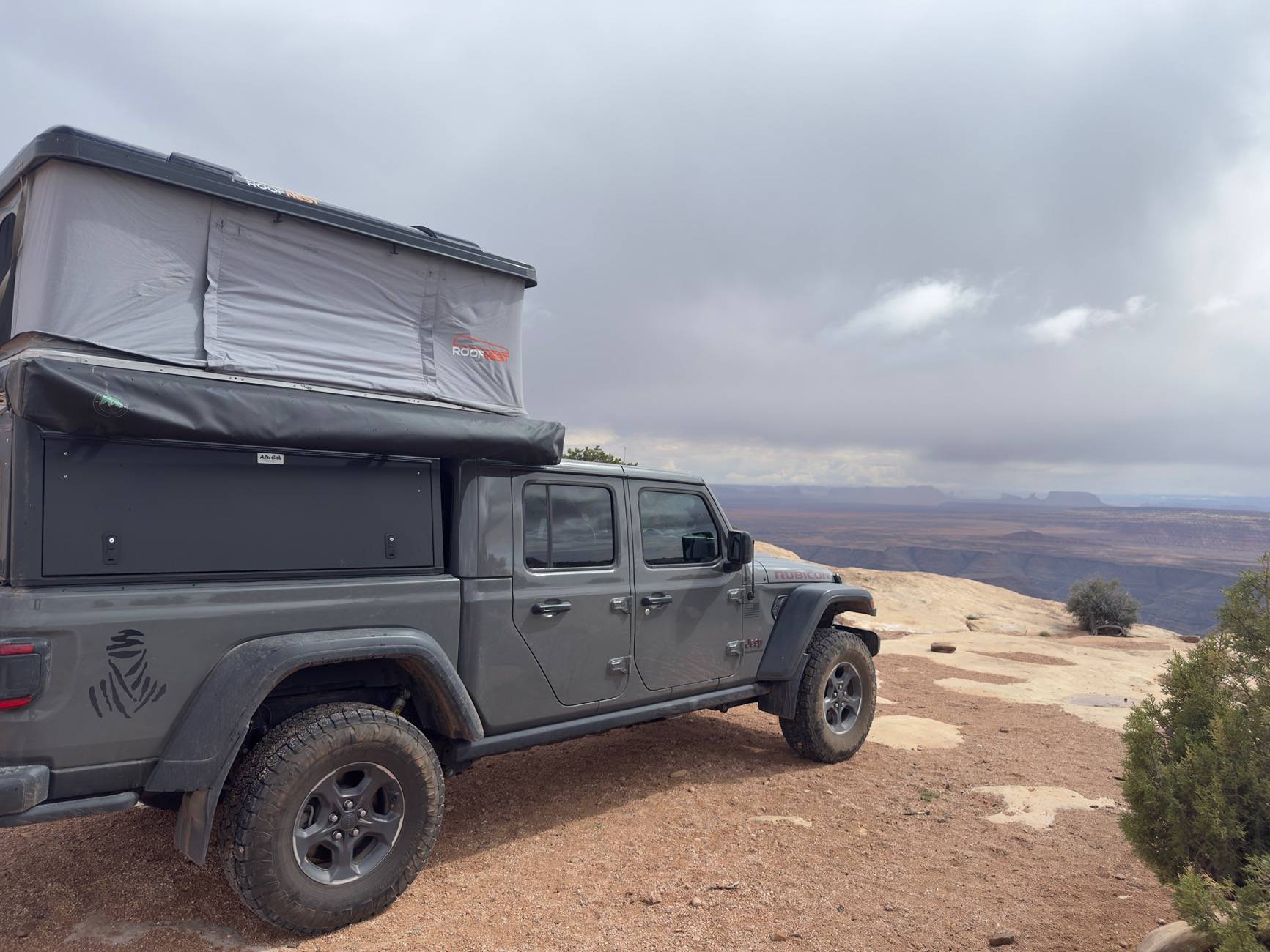Jeep Gladiator Indecisive on Overland Setup IMG_8516