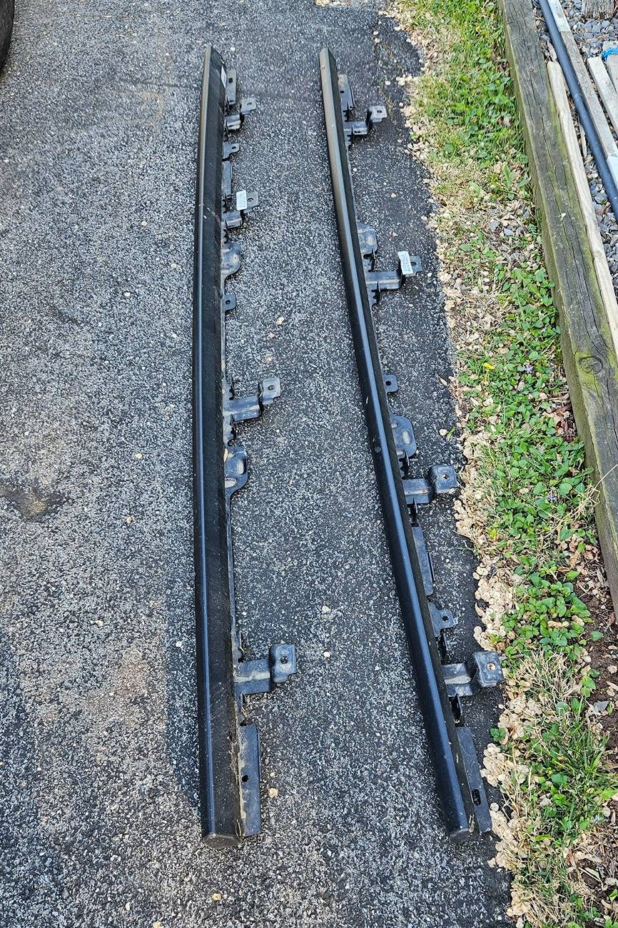 Jeep Gladiator OEM Mojave / Rubicon Rock Sliders 20250427_180402