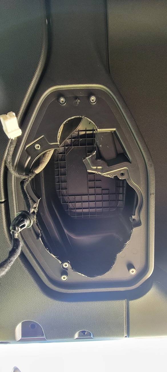 Jeep Gladiator Factory speaker replacement Three