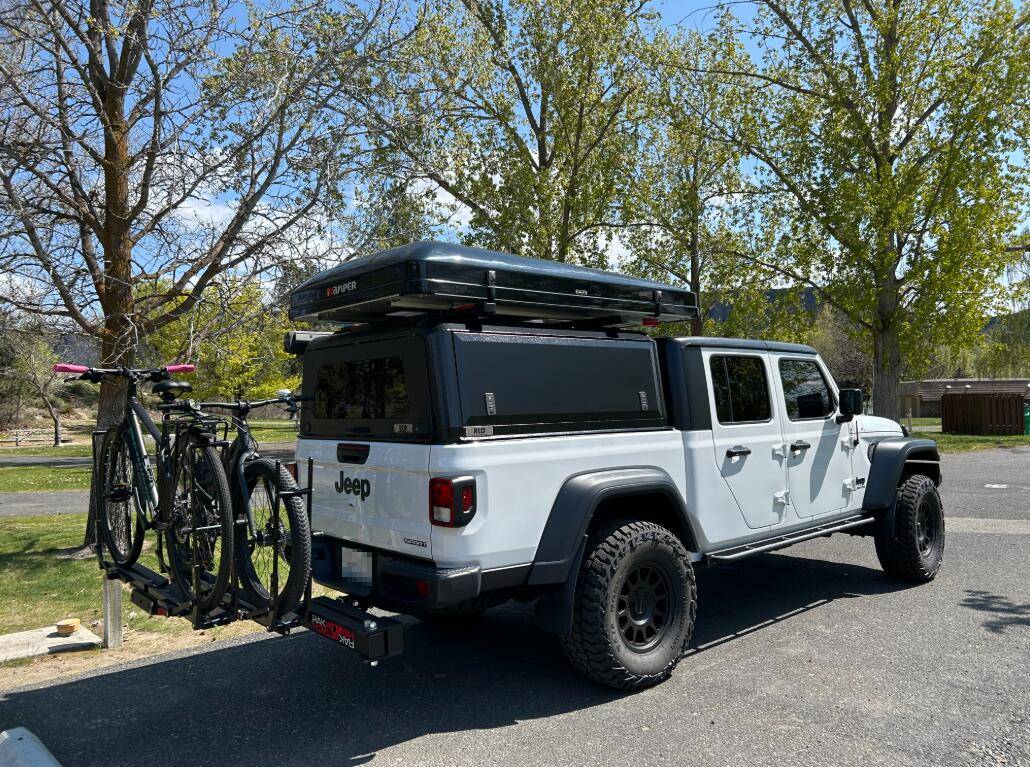 Jeep Gladiator How do you carry your bikes? 1up on jee