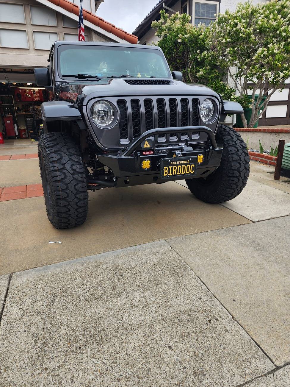 Jeep Gladiator Let’s see granite crystal jt’s with aftermarket wheels please 20250517_154905