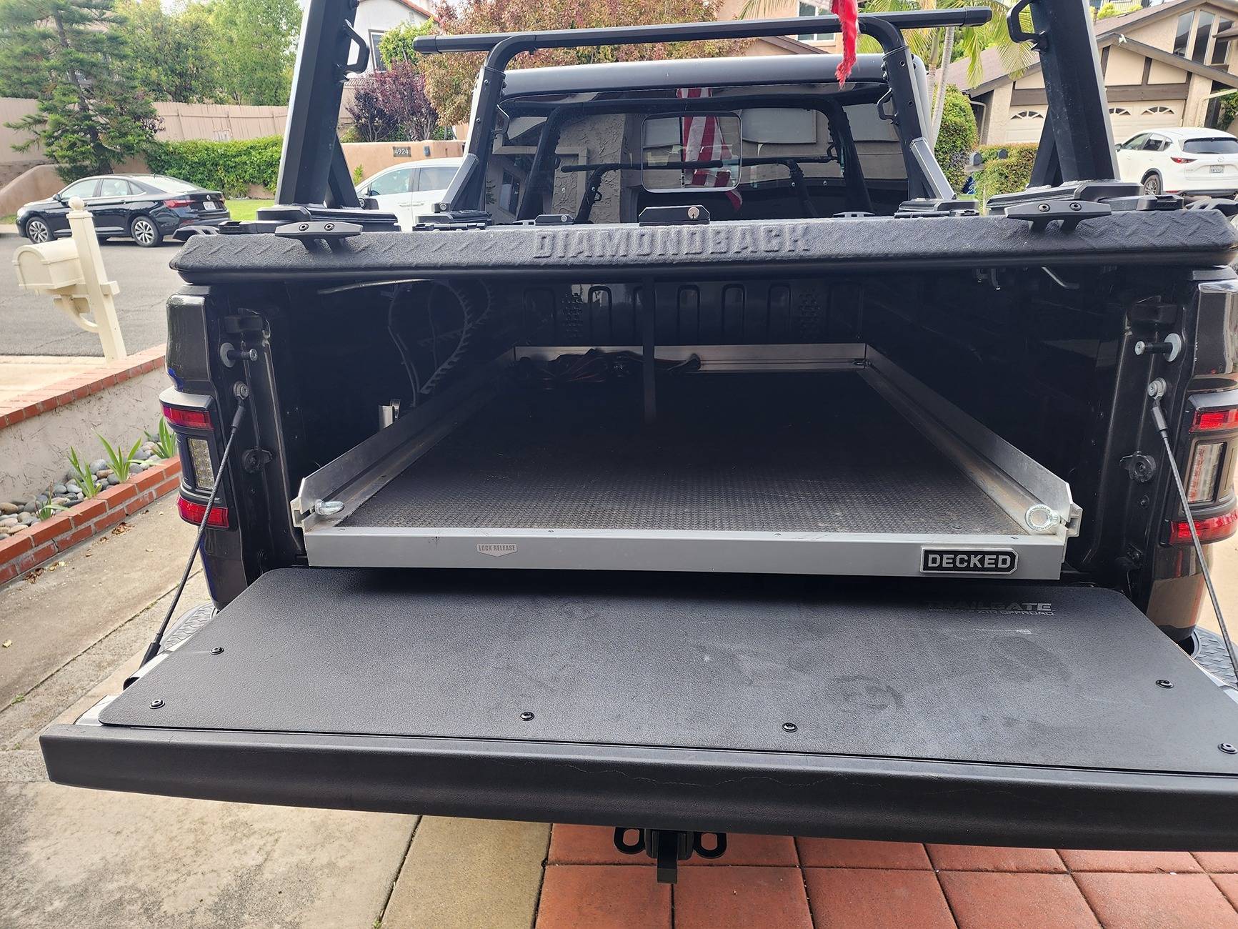 Jeep Gladiator Cargo Slides - Highway Products XT1200 vs Black Horse vs CargoGlide 1000? 20250517_172818