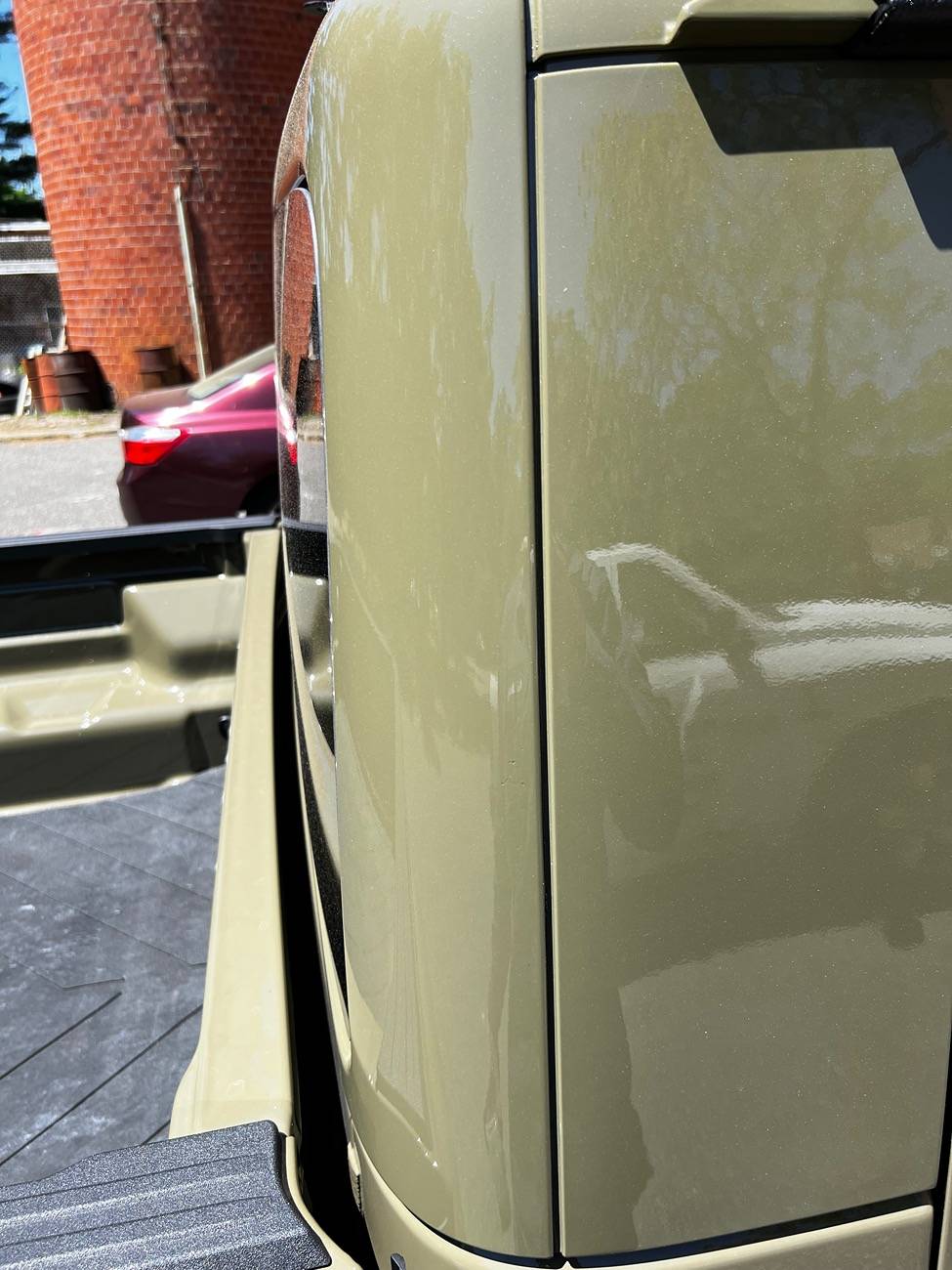 Jeep Gladiator Giving my new truck it's first good wash and noticed this... WTF? IMG_5437