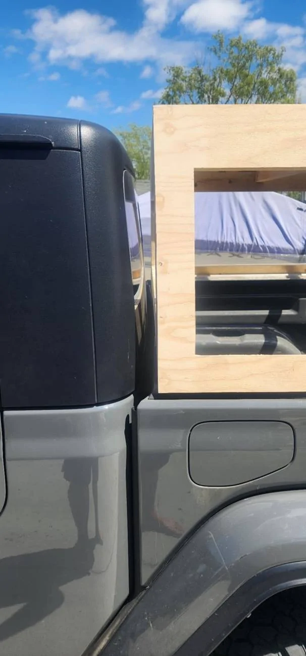 Jeep Gladiator DIY hardtop camper shell 08037714-a7bc-4bd7-a331-c09ec81890a5