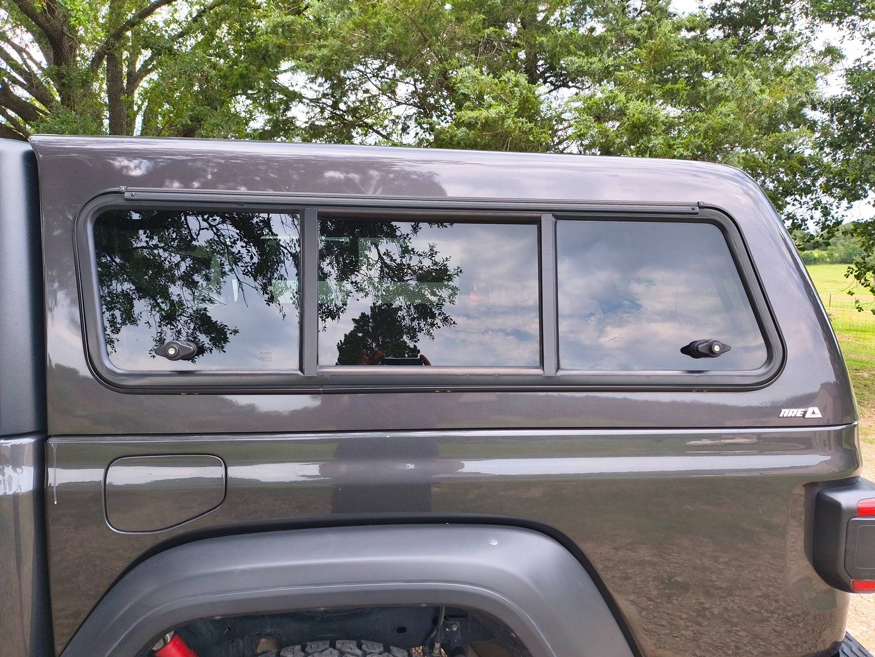 Jeep Gladiator ARE CX Classic Gladiator Topper IMG_20250518_160315711