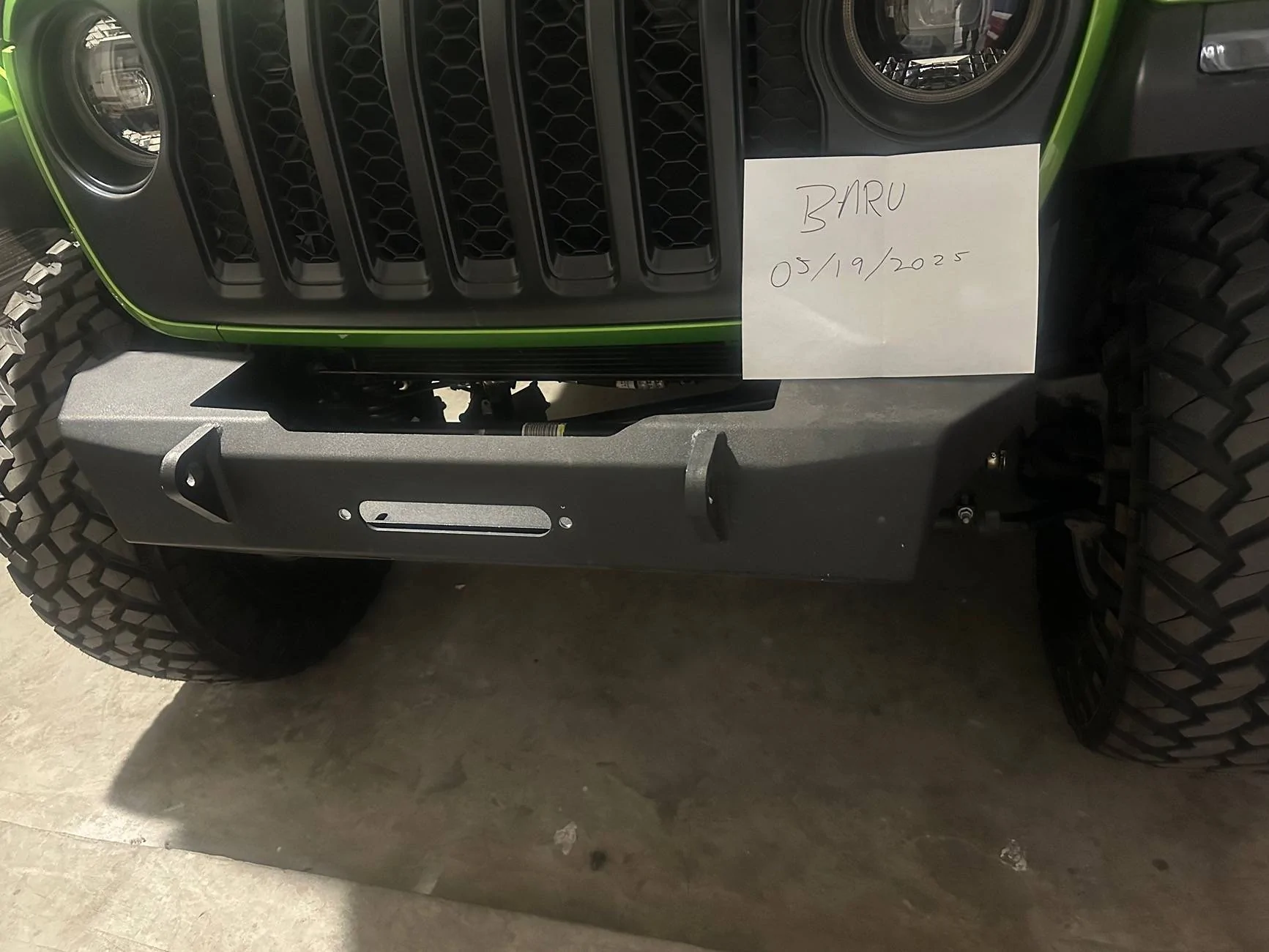Jeep Gladiator Motobilt Crusher Series front bumper IMG_3403